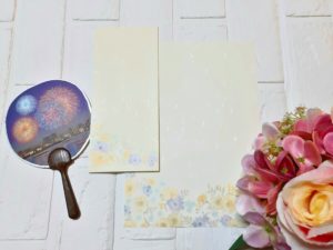 Long envelope yellow flower